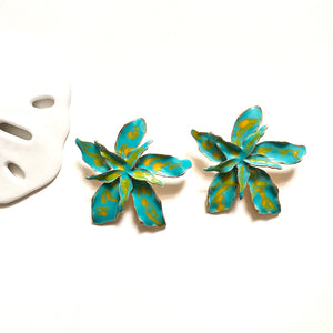 “Bahamas” Flower Earrings