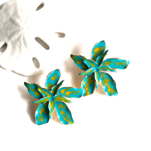 “Bahamas” Flower Earrings