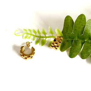 “Link” Huggies 14k