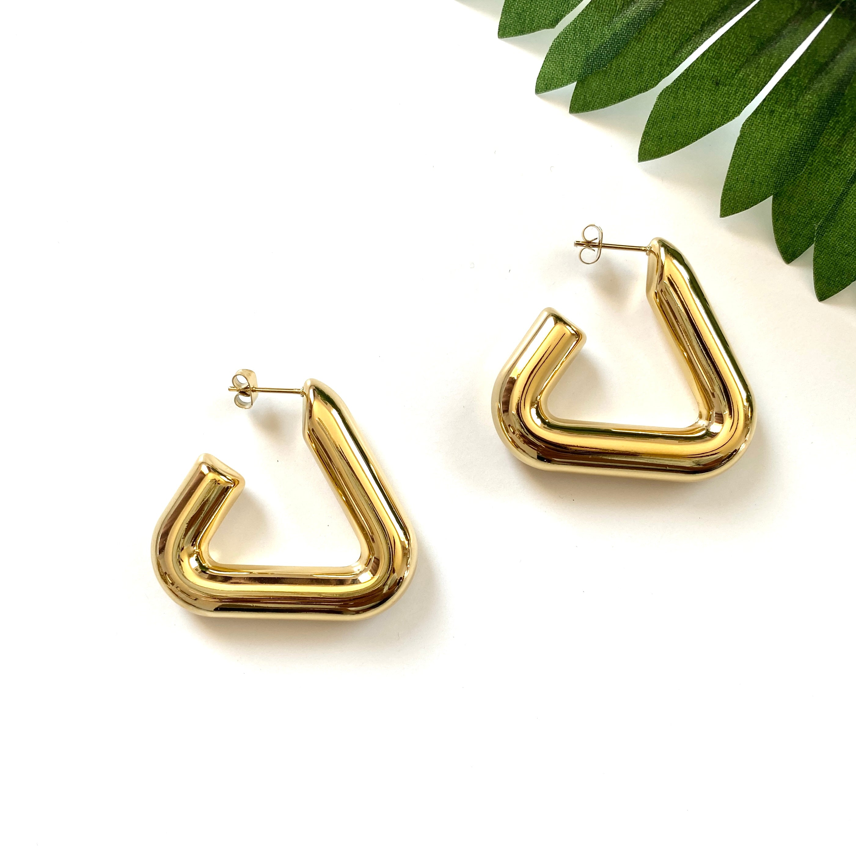 “Symbol” Hoops