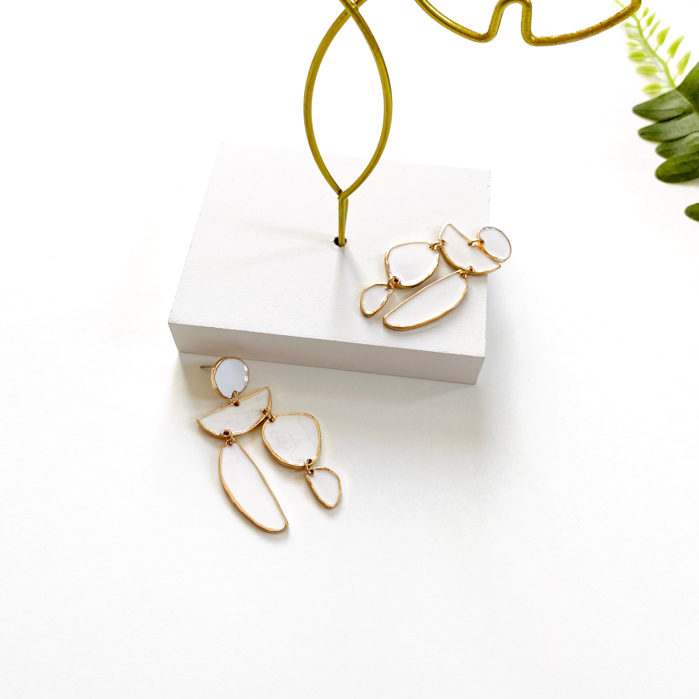 “Ottawa” Dangle Earrings