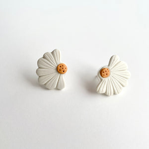 “Blooming” Studs